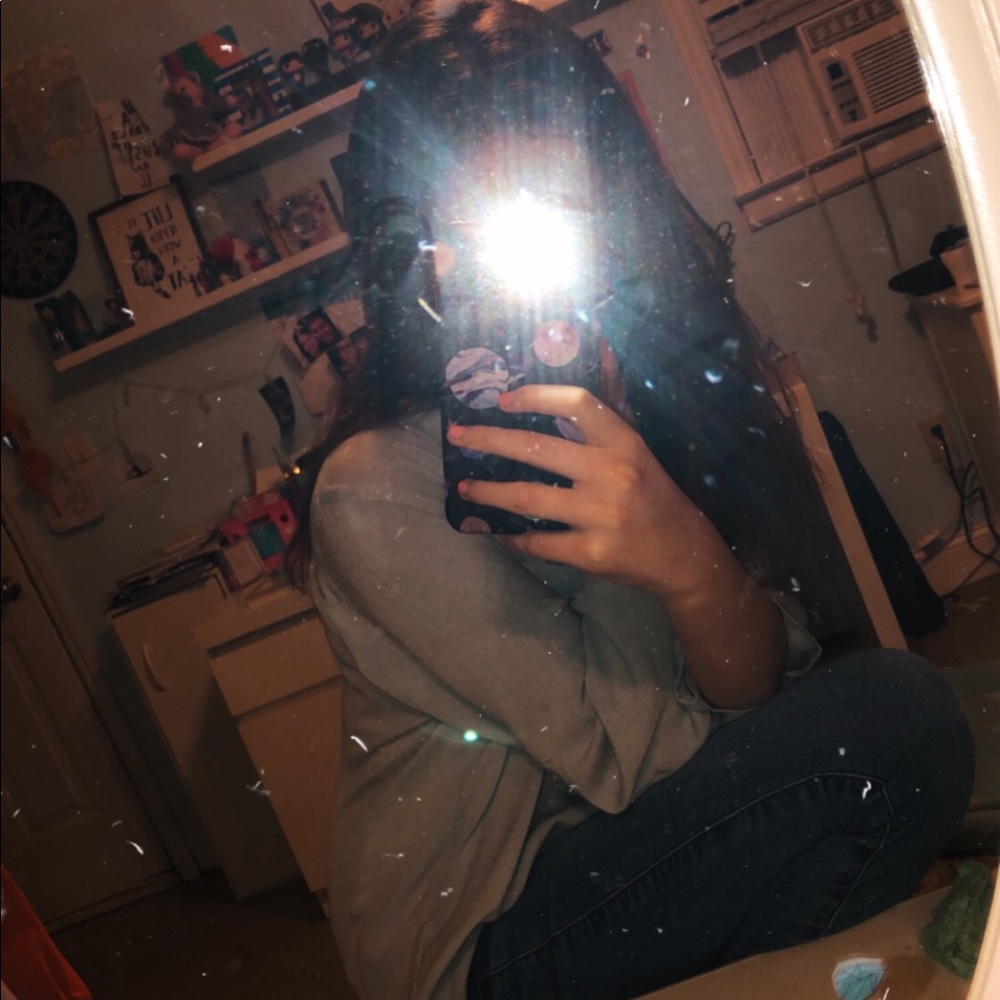 Meet your Posher, Julia